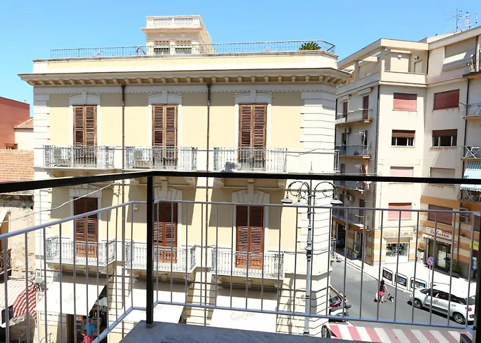 Balcone Giglio Cefalù